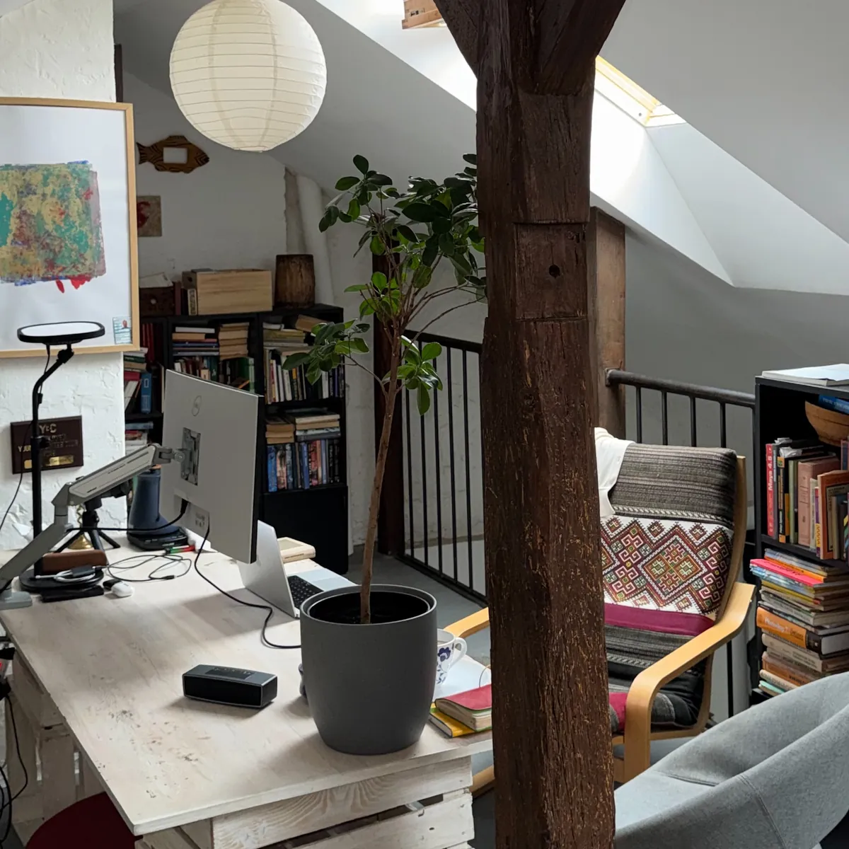 The same attic through the Original camera